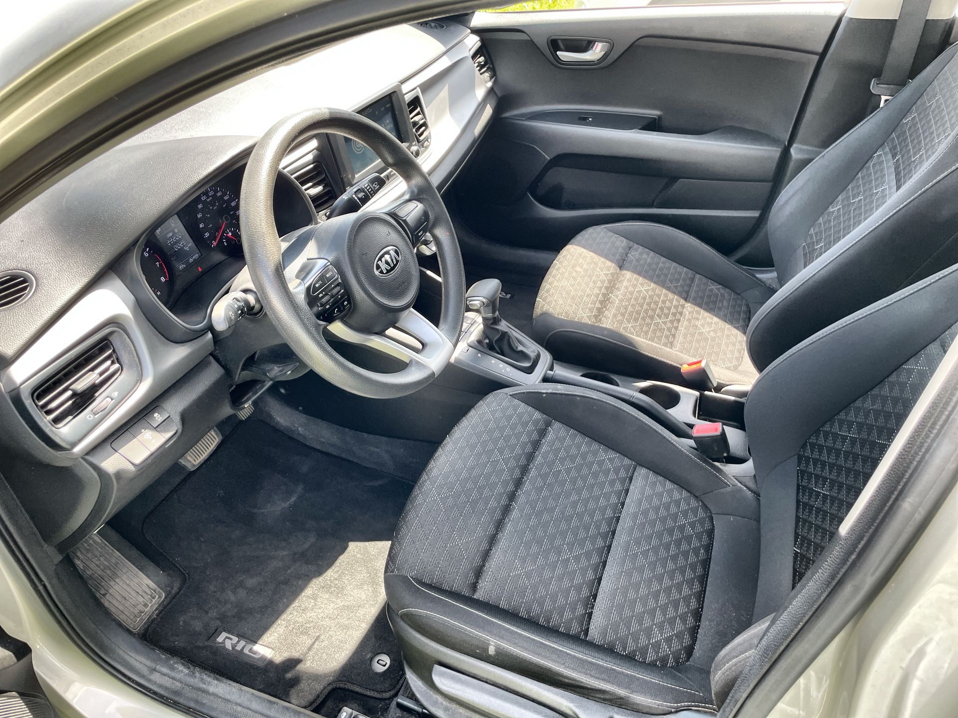 2020 Kia Rio 1.6 Sedan LX At