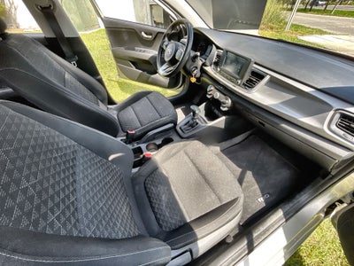 2020 Kia Rio 1.6 Sedan LX At