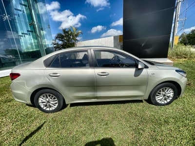 2020 Kia Rio 1.6 Sedan LX At