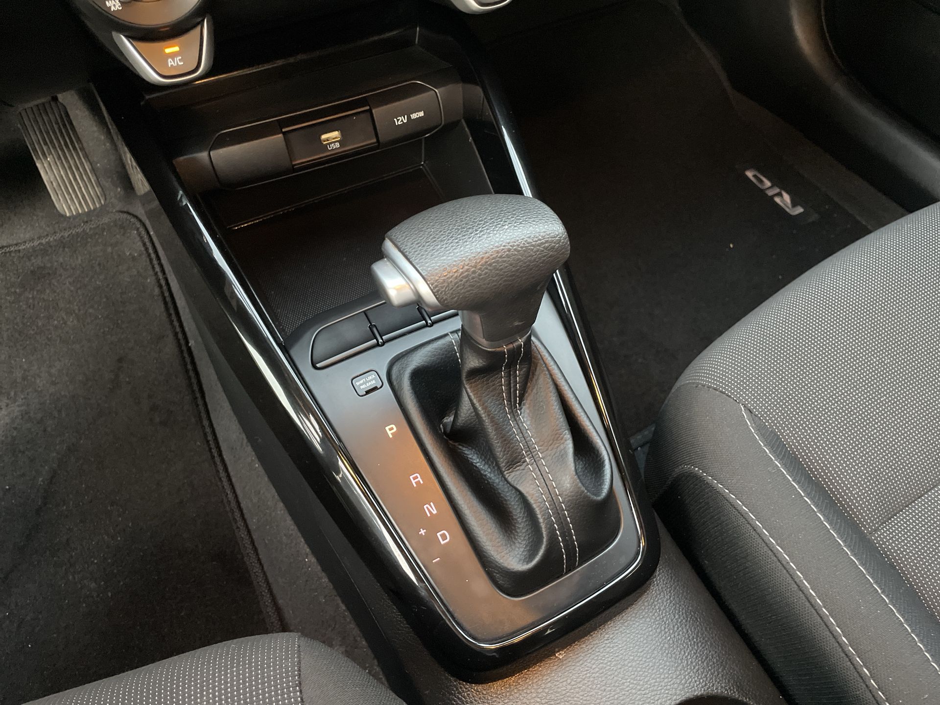 2023 Kia Rio 1.6 Sedan LX At