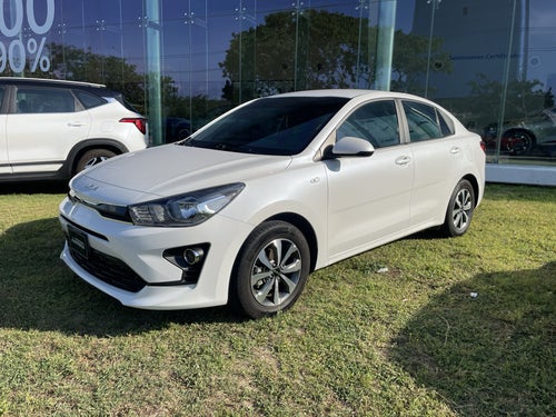 2023 Kia Rio 1.6 Sedan LX Mt