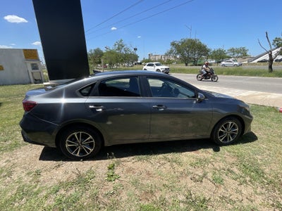 2022 Kia Forte 2.0 LX Mt