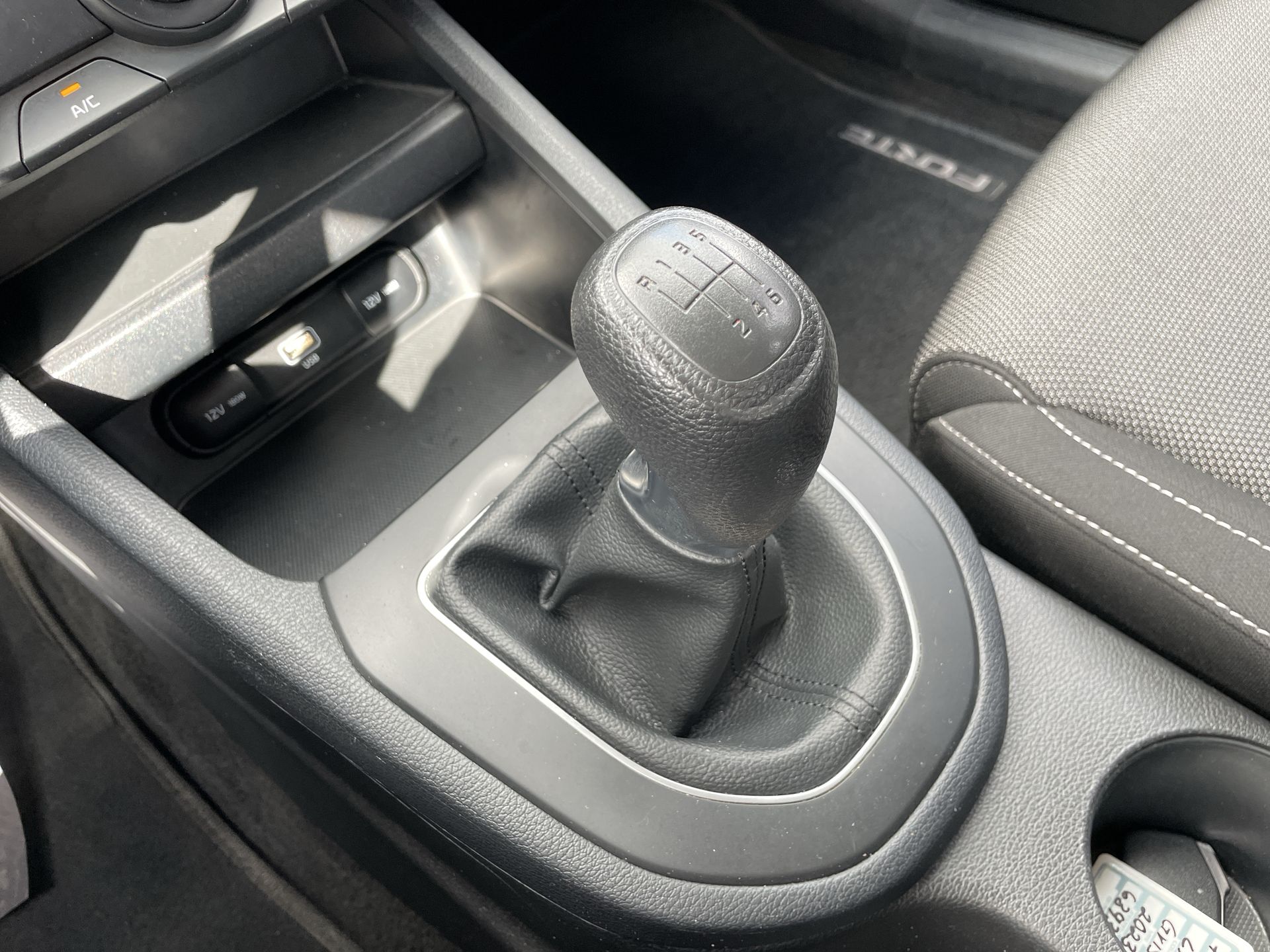 2024 Kia Forte 2.0 Lx Sedan Mt