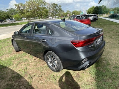 2024 Kia Forte 2.0 Lx Sedan Mt