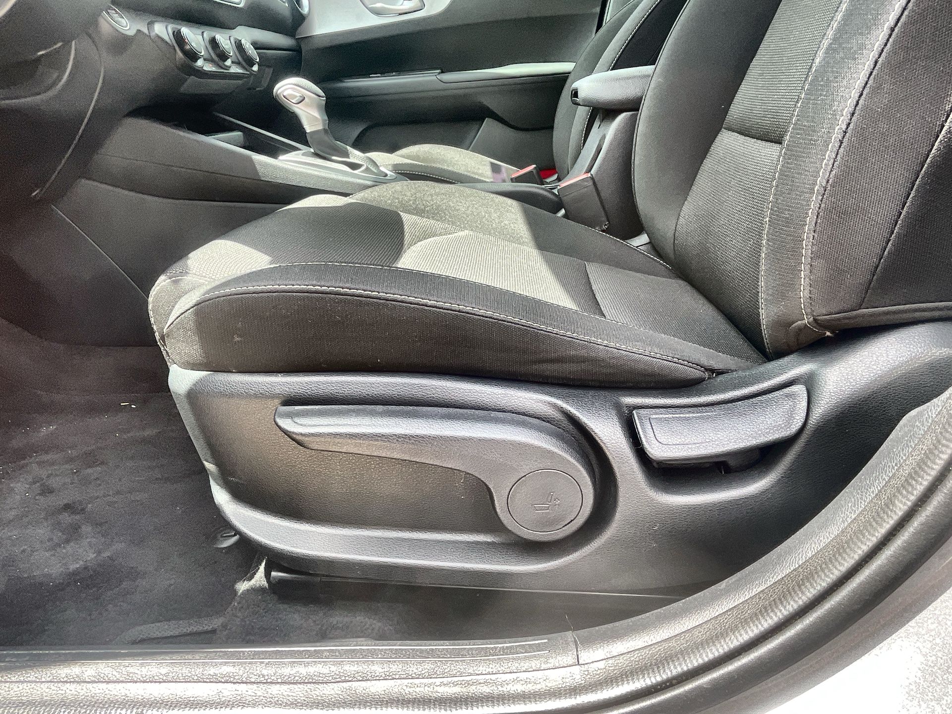 2024 Kia Forte 2.0 Lx Sedan At