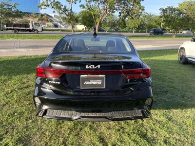 2022 Kia Forte 2.0 LX At