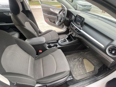 2023 Kia Forte 2.0 Lx Sedan At