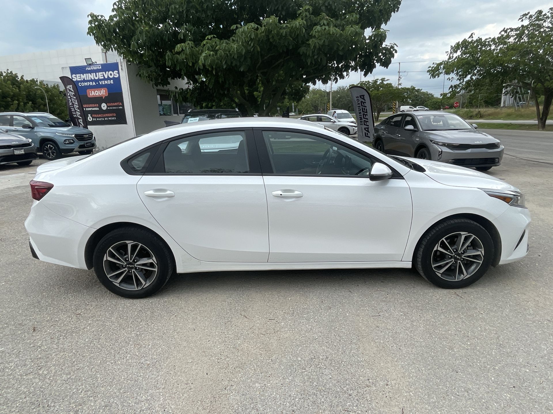 2023 Kia Forte 2.0 Lx Sedan At