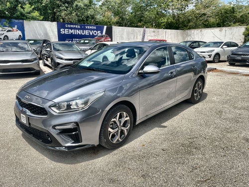 2020 Kia Forte 2.0 L 4 p At