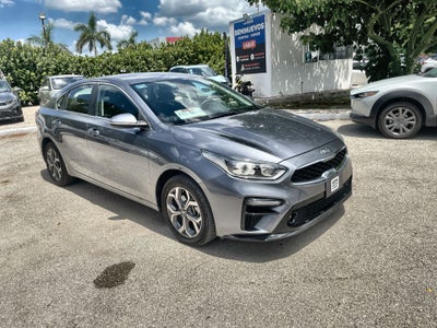 2020 Kia Forte 2.0 L 4 p At