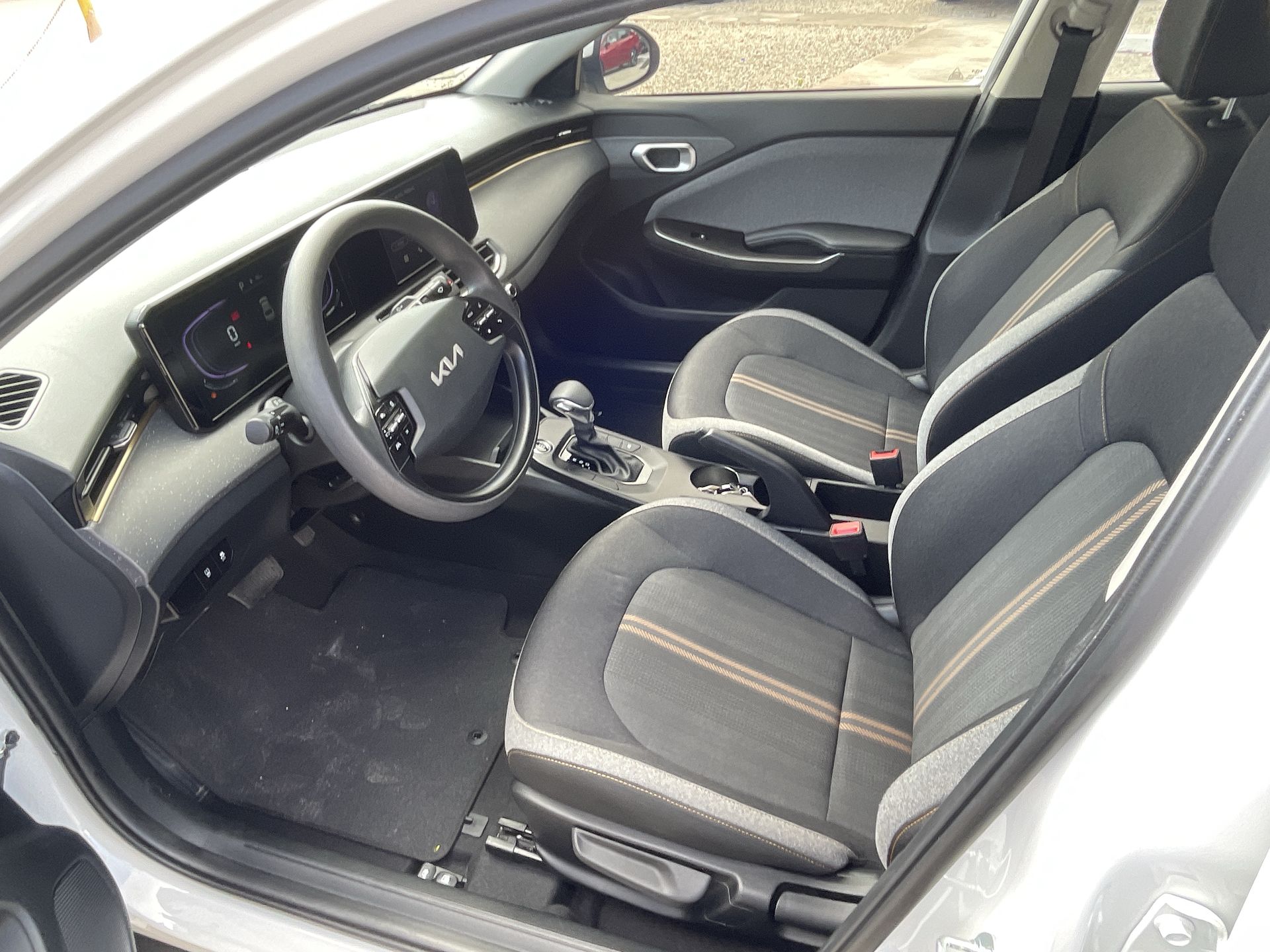 2027 Kia K3 1.6 Ex At