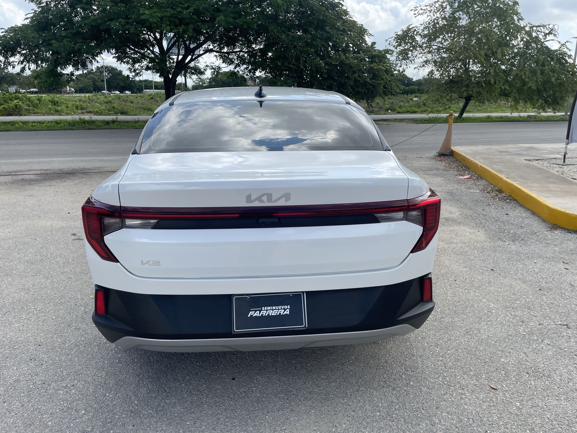 2027 Kia K3 1.6 Ex At