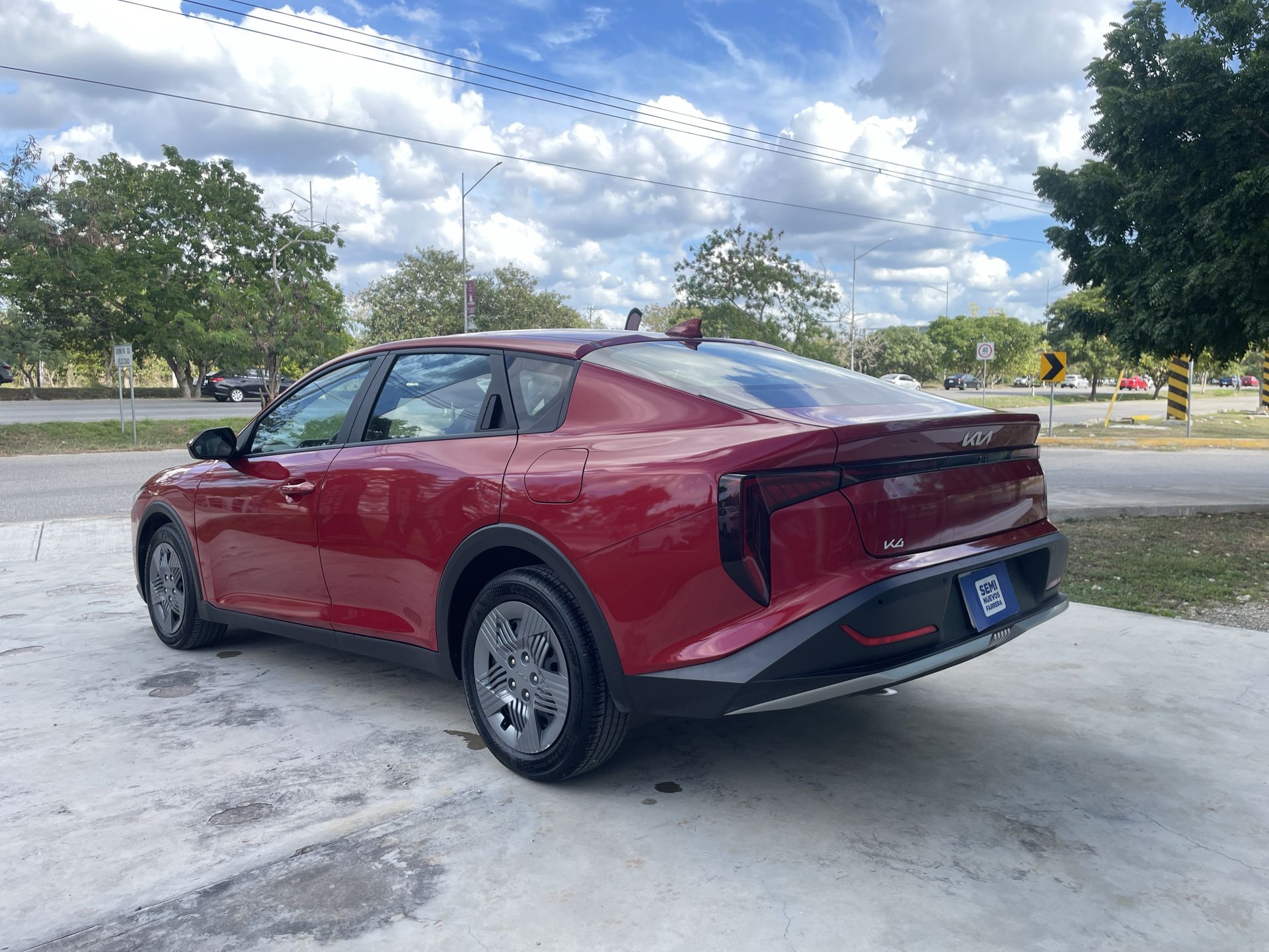 2025 Kia K4 2.0 L IVT At