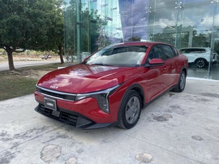 2025 Kia K4 2.0 L IVT At