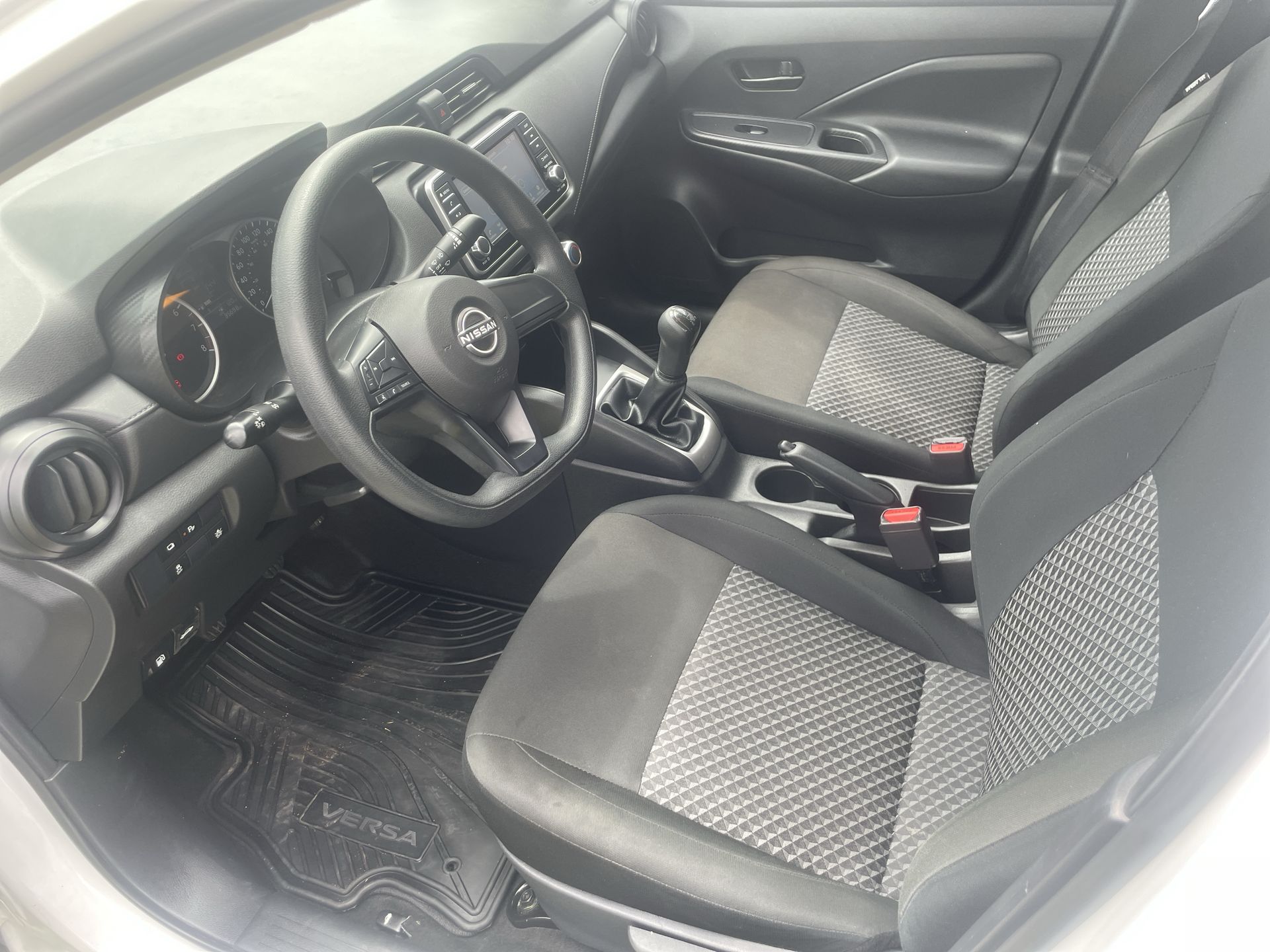 2024 Nissan Versa 1.6 Sense Mt