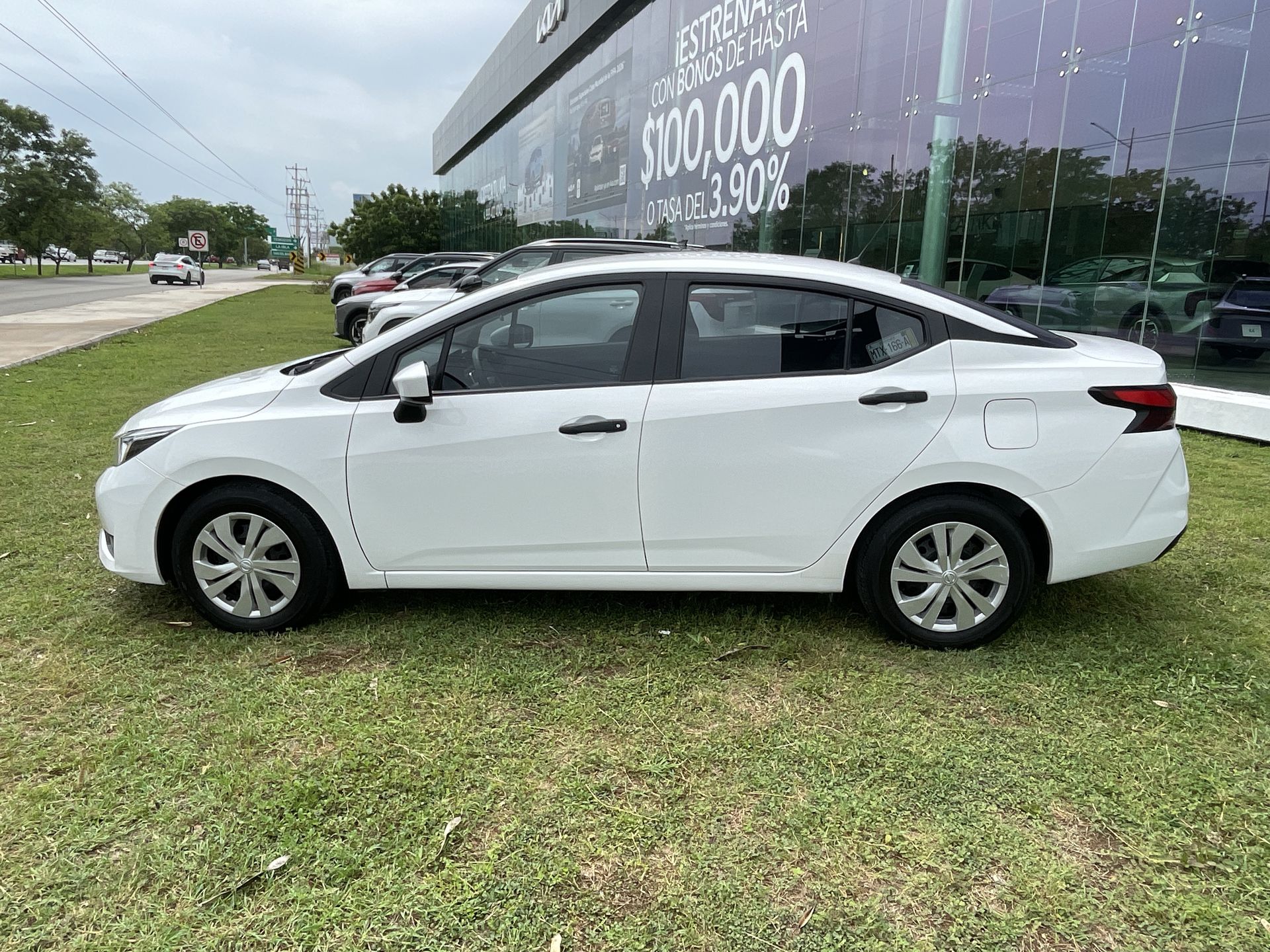 2024 Nissan Versa 1.6 Sense Mt