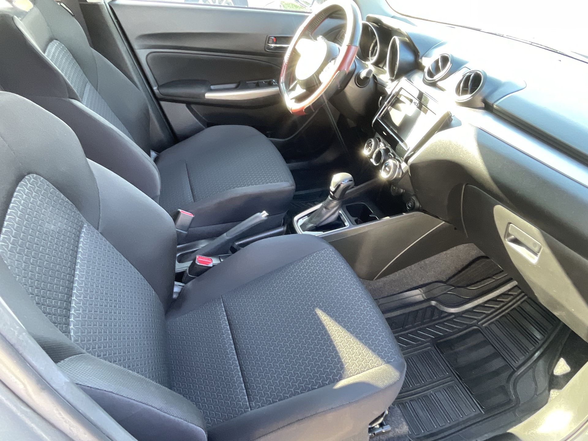 2024 Suzuki Swift 1.2 Glx At