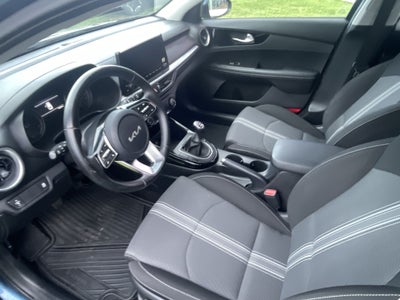 2022 Kia Forte 2.0 LX Mt
