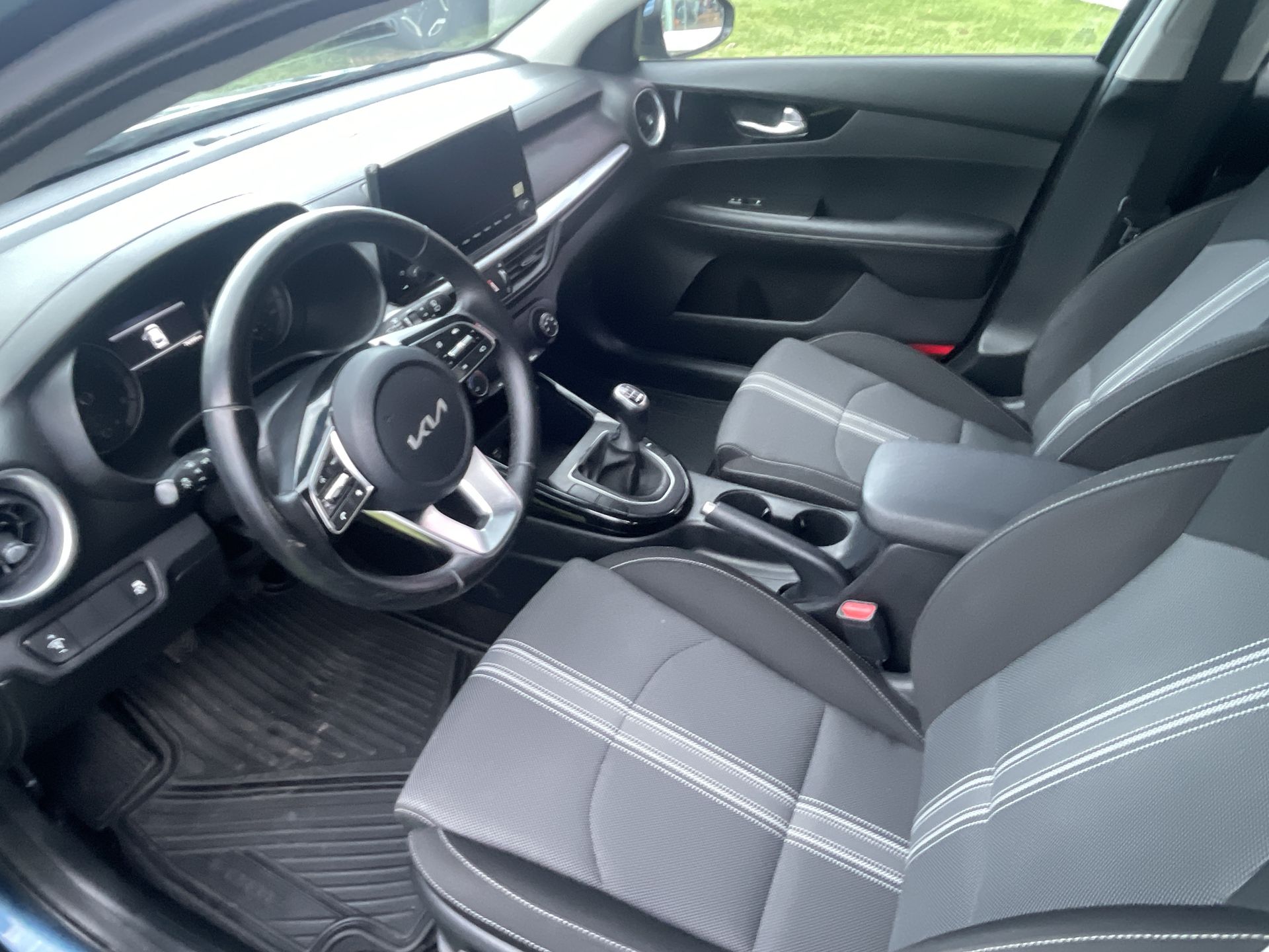 2022 Kia Forte 2.0 LX Mt
