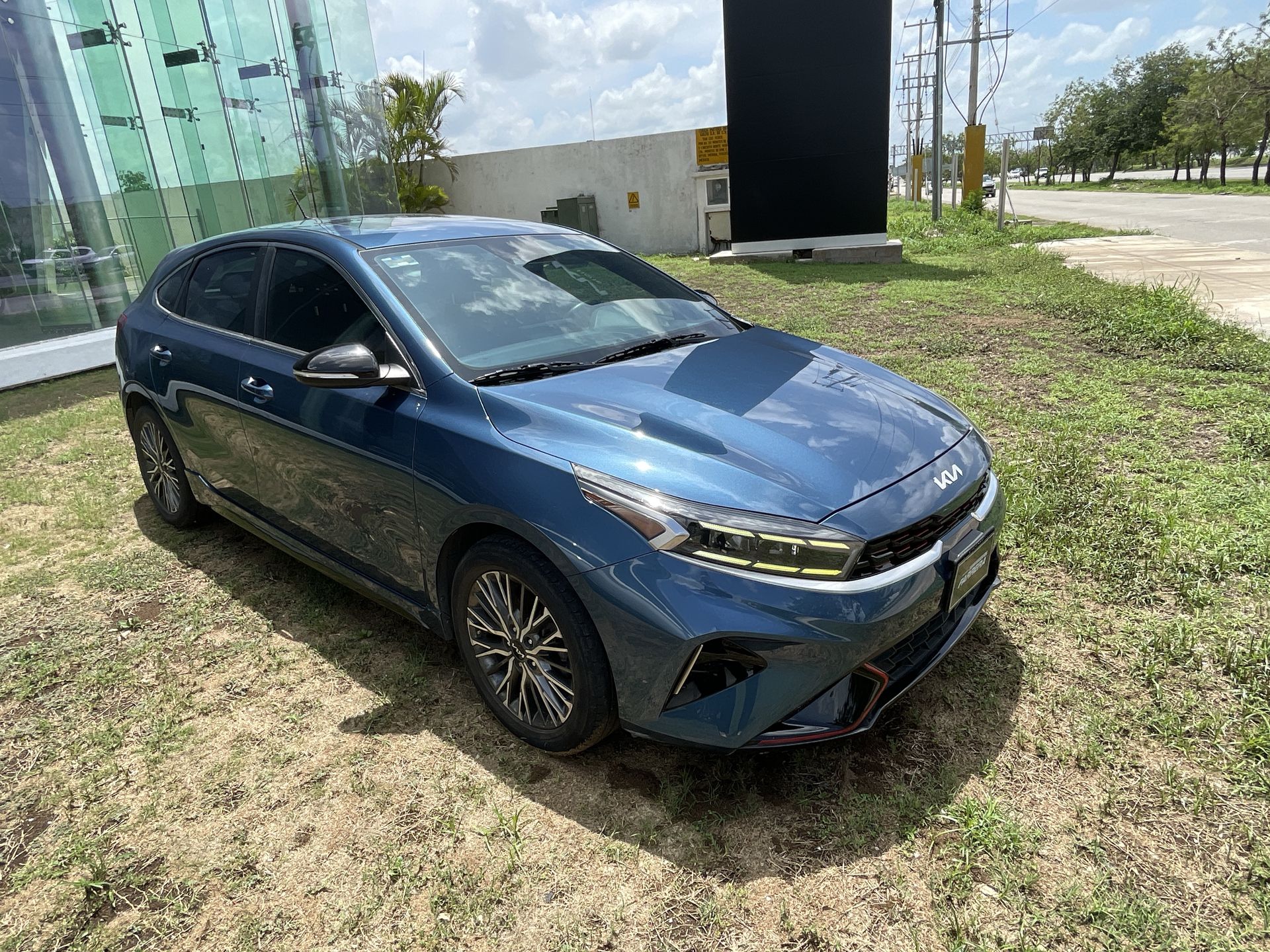 2022 Kia Forte 2.0 GT Line 4p At