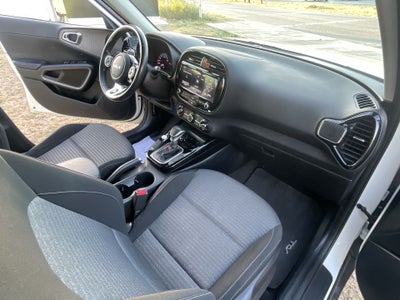 2022 Kia Soul 2.0 EX At