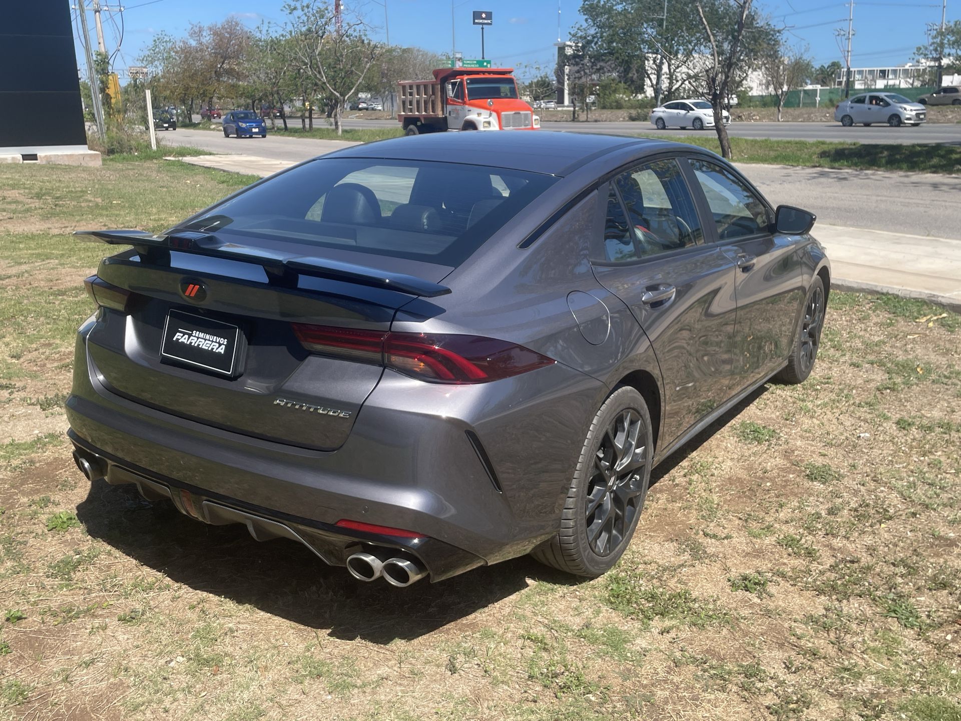 2025 Dodge Attitude 1.5 Gt At