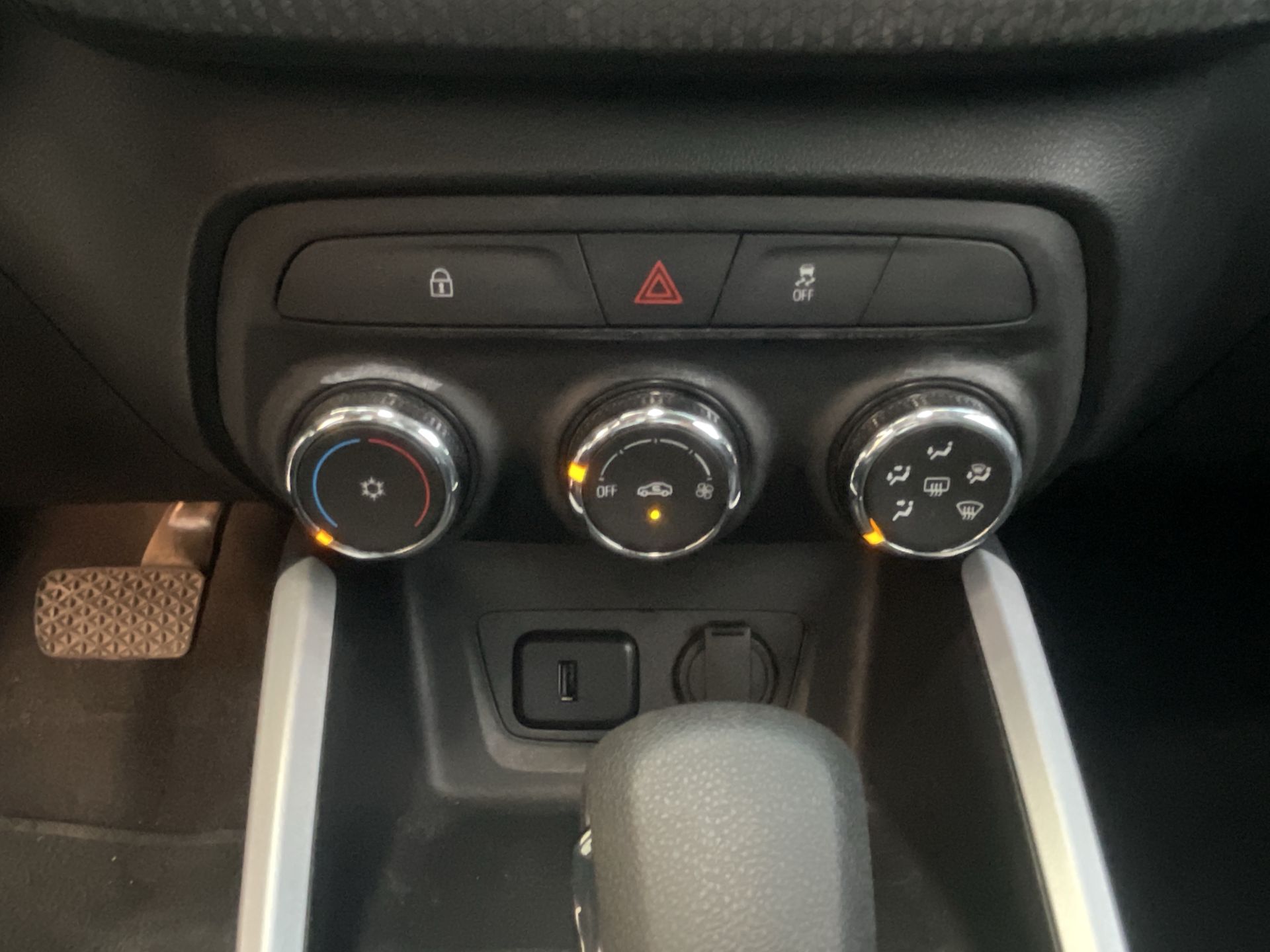 2025 Chevrolet Onix 1.0 Premier Redline At