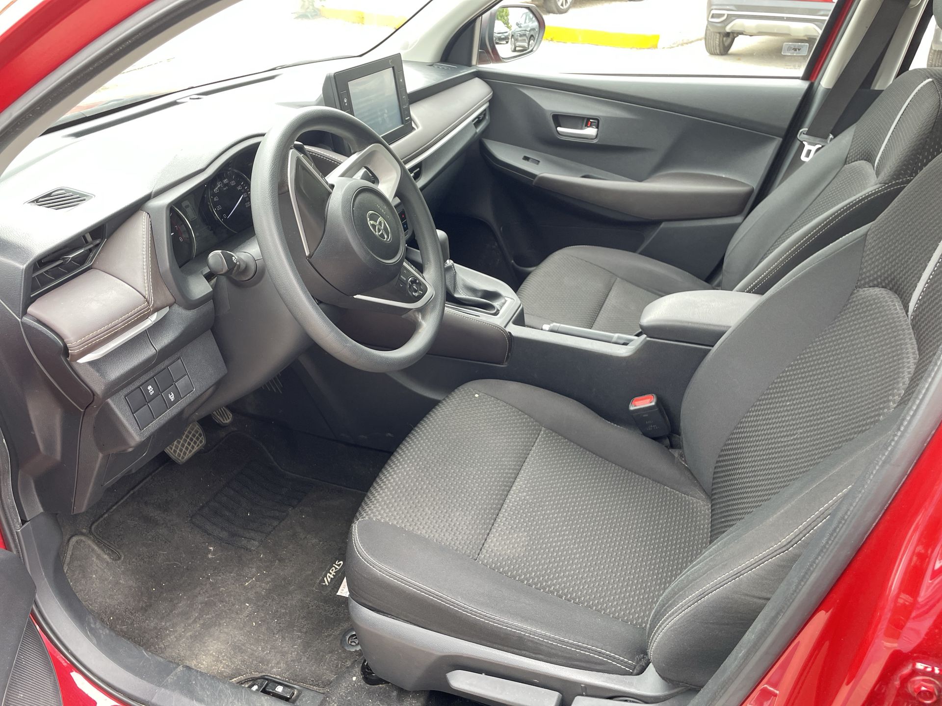 2023 Toyota Yaris 1.5 S Sedan At