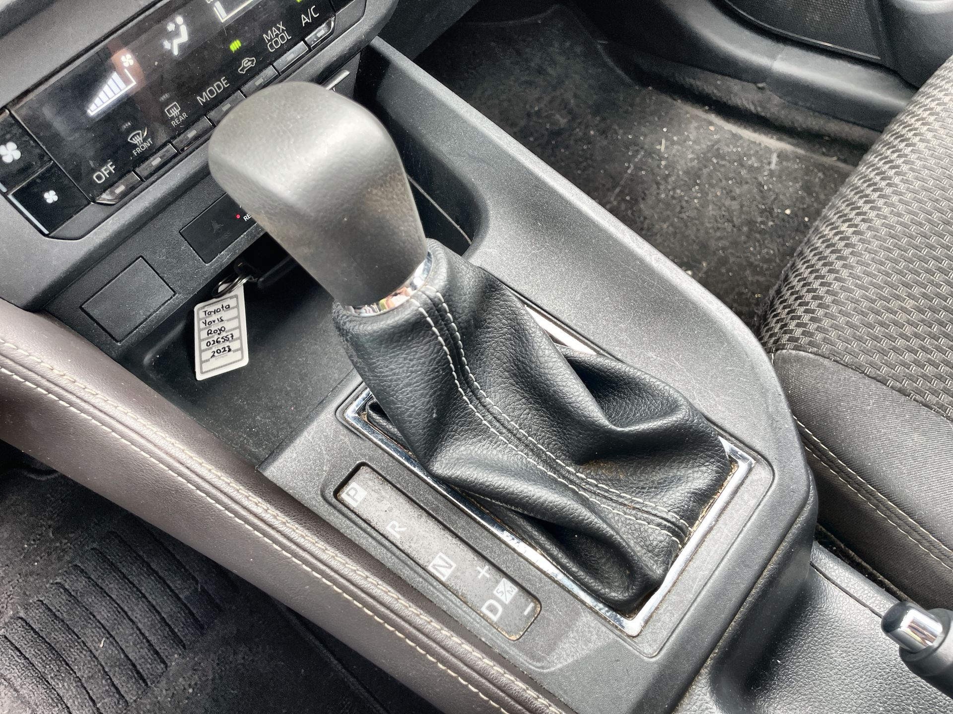 2023 Toyota Yaris 1.5 S Sedan At