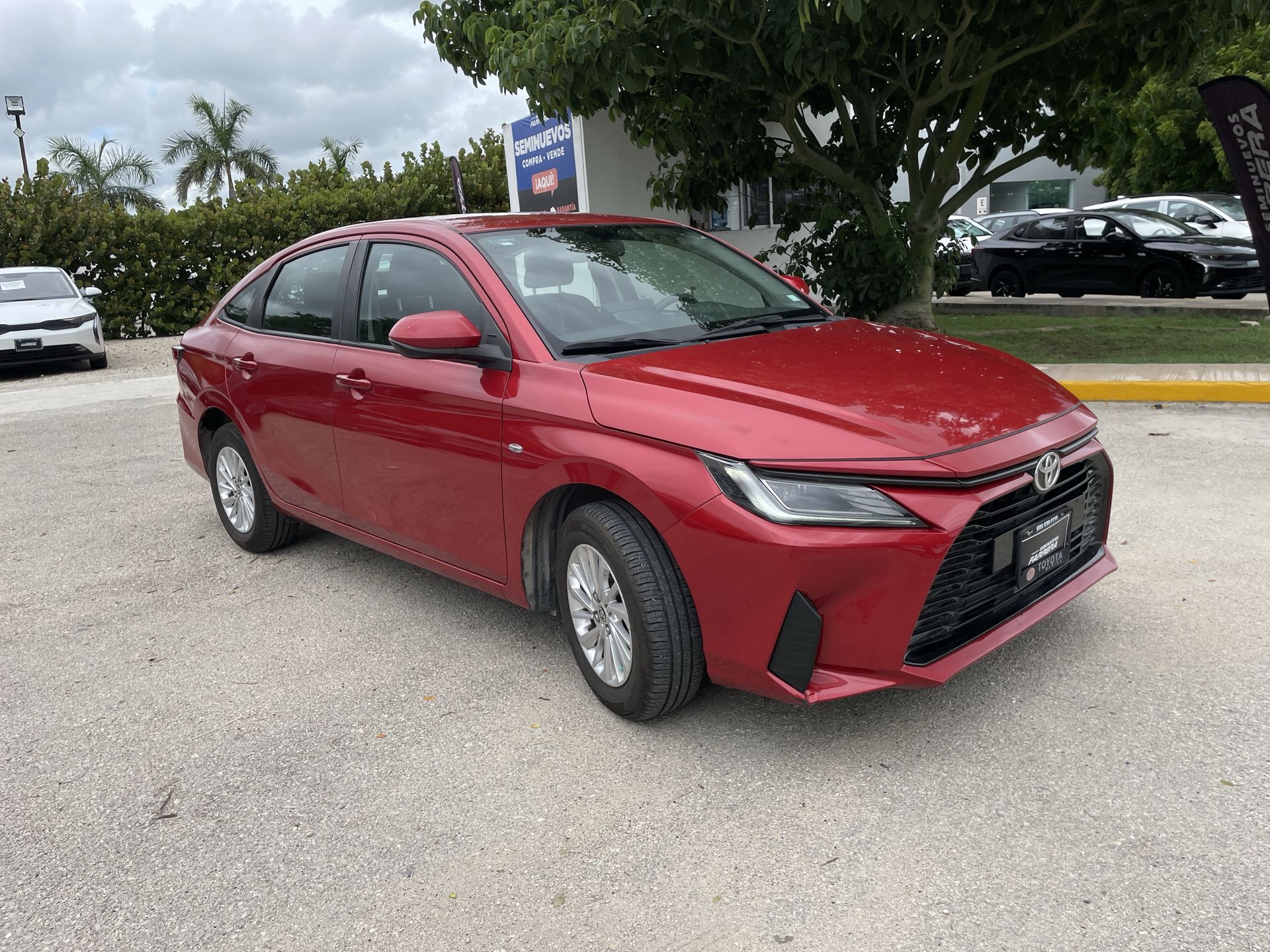 2023 Toyota Yaris 1.5 S Sedan At