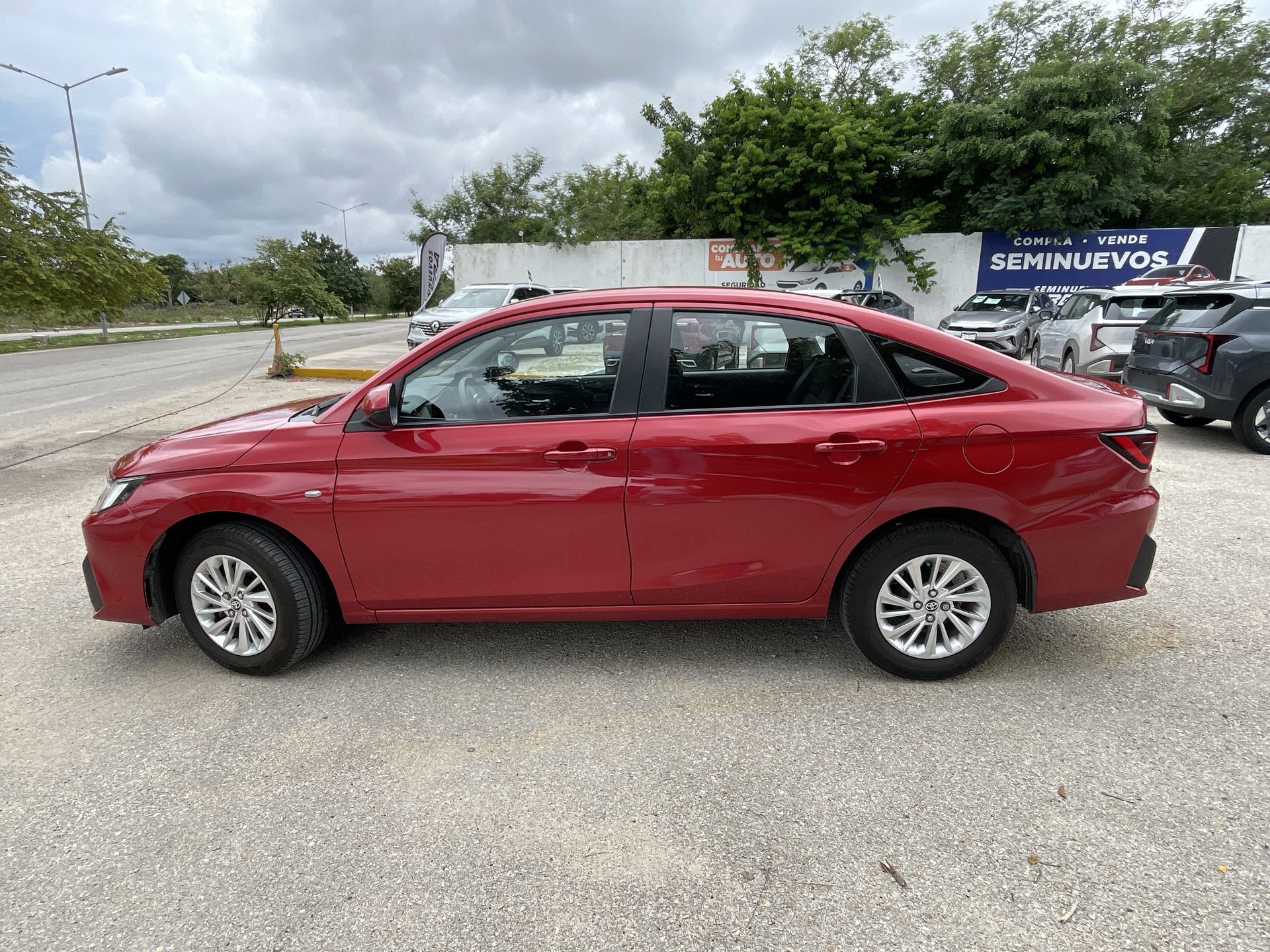 2023 Toyota Yaris 1.5 S Sedan At