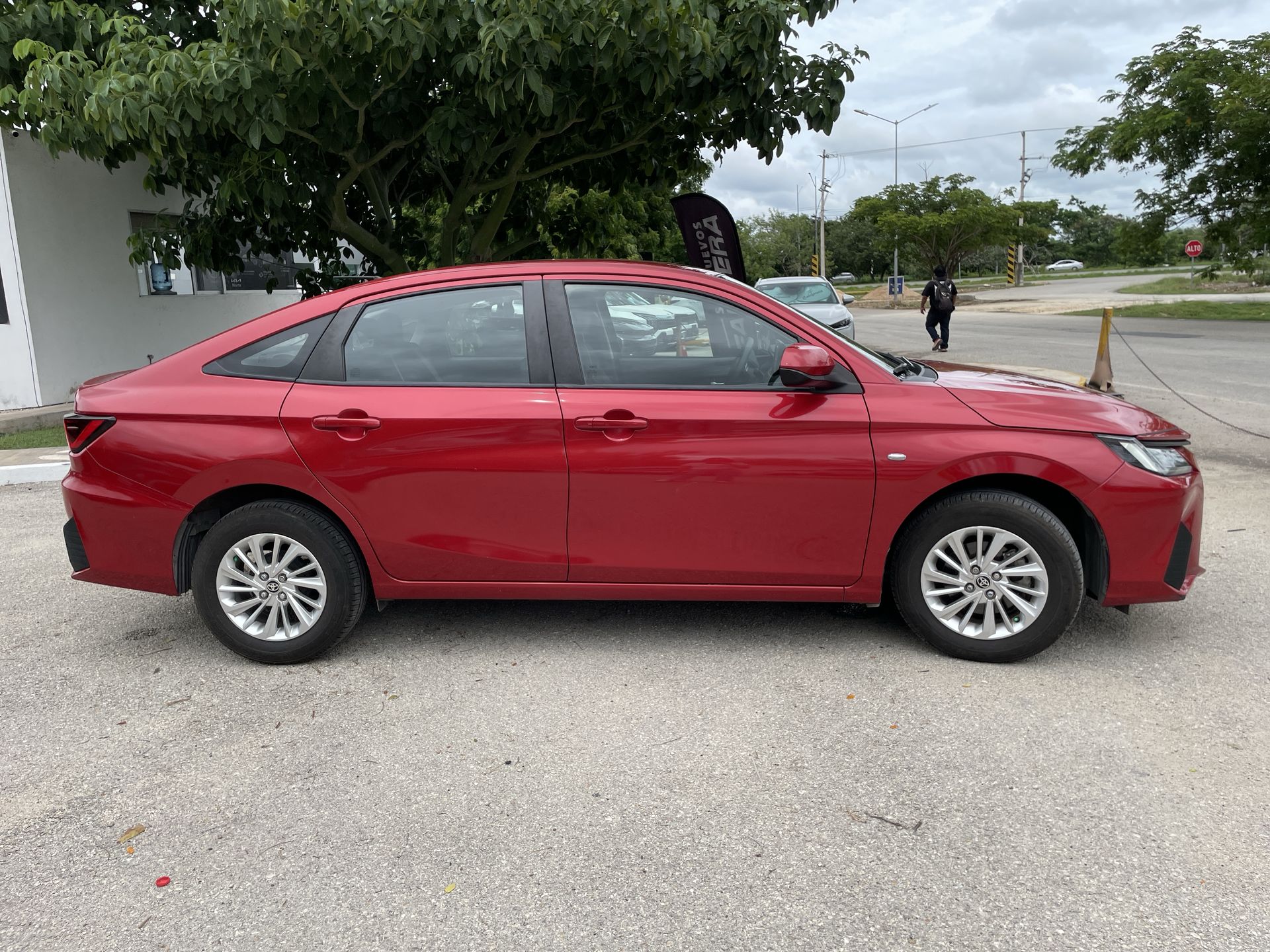 2023 Toyota Yaris 1.5 S Sedan At